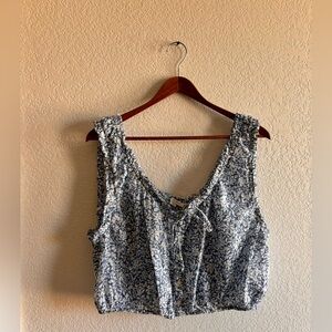 American Eagle Outfitters Blue Floral Crop Top